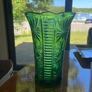 Green Anchor Hocking Stars & Bars Vintage Vase